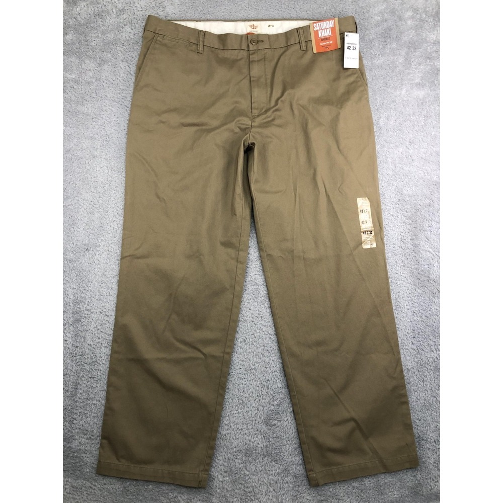Dockers Saturday Khaki Pants Mens 42x32 Brown NWT D3 Classic Fit No Wrinkles
